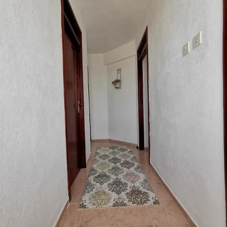 3+1 Spacious House In A Condominium With A Large Green Area Apartmán