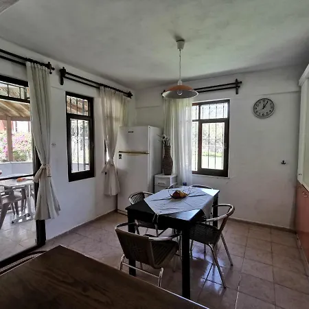 3+1 Spacious House In A Condominium With A Large Green Area Datça